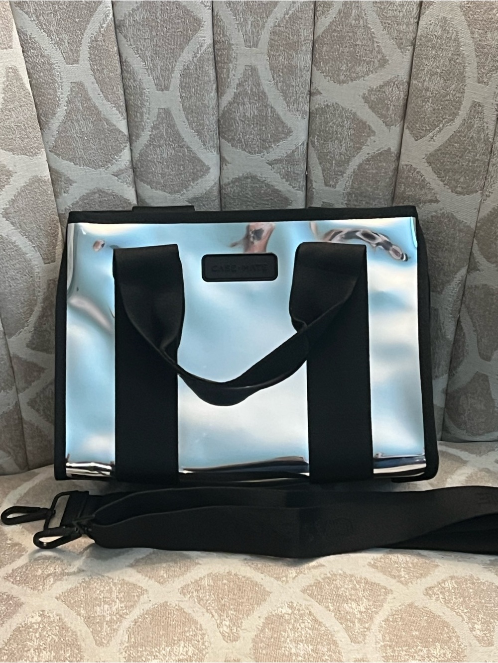 case-mate Metallic Silver Tote with Black Straps